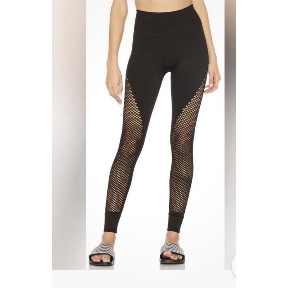 New Ivy Park  Fishnet Seamless Ankle Black  Leggings S/M SEXY